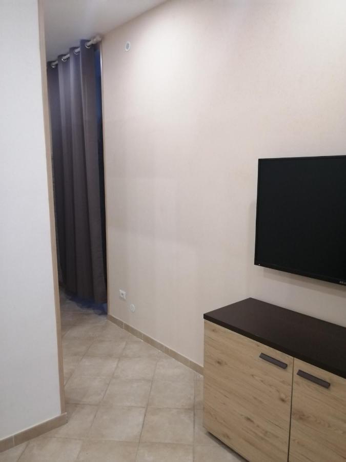 Ad Un Passo Dal Duomo "2" Daire Napoli Dış mekan fotoğraf