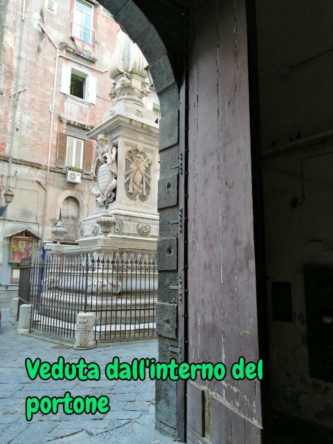 Ad Un Passo Dal Duomo "2" Daire Napoli Dış mekan fotoğraf